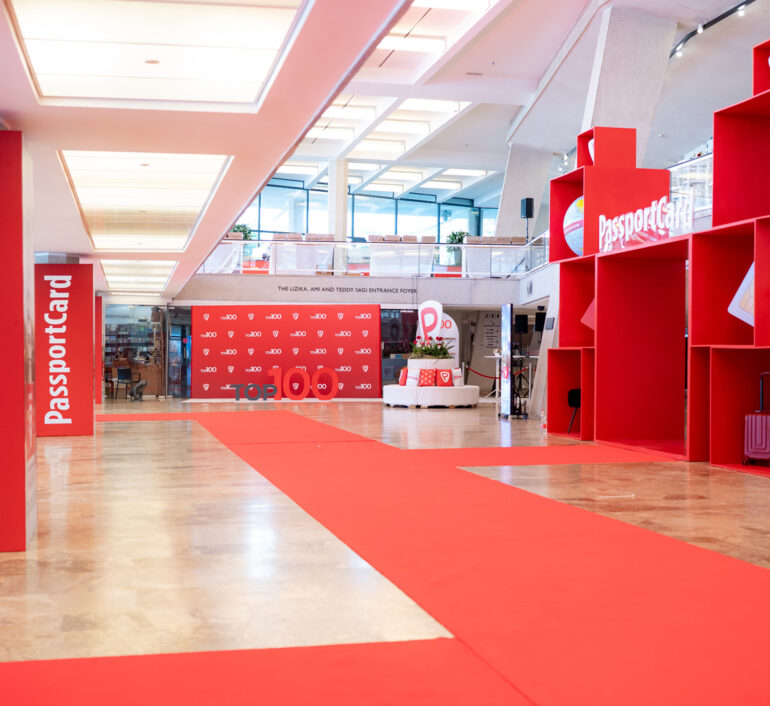 Roei-Shor-Photography--Passportcard-F-5