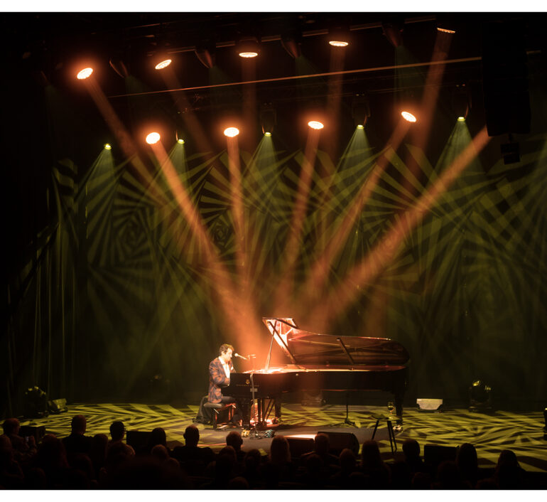 קרדיט: ויקטור ליסט